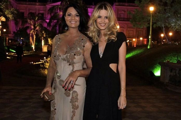 Luiza Brunet quer desfilar em 2012: ‘Amo carnaval’