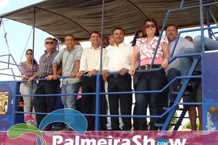 Ângela Garrote comemora emancipação de Estrela de Alagoas ao lado da população