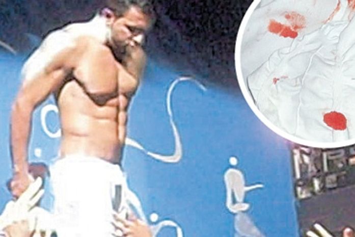 Tarada dá "dentada" em stripper, e ele vai parar em hospital