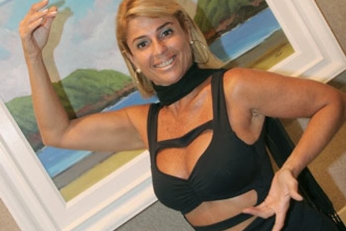 Aos 46 anos, ex-Big Brother quer posar nua