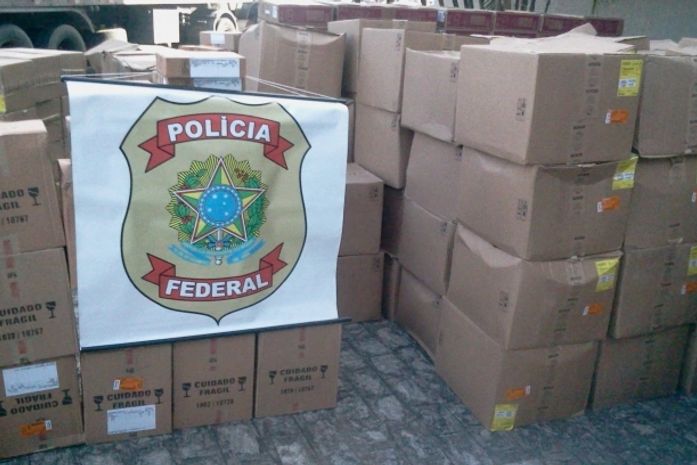Material apreendido por agentes da Polícia Federal