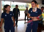Jaqueline recebe alta e terá de usar um colete cervical