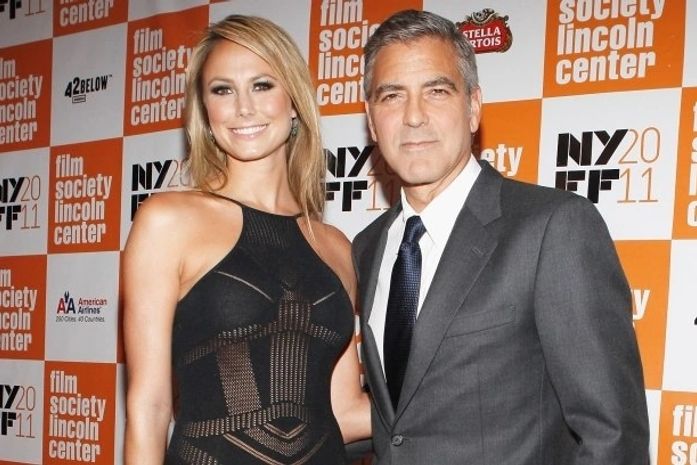 George Clooney: o 1º tapete vermelho com a nova namorada
