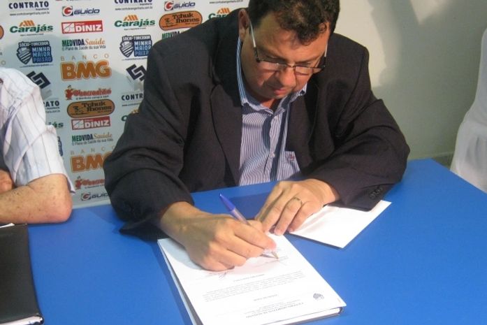 Sem adversários, Jorge VI é novamente aclamado presidente do CSA