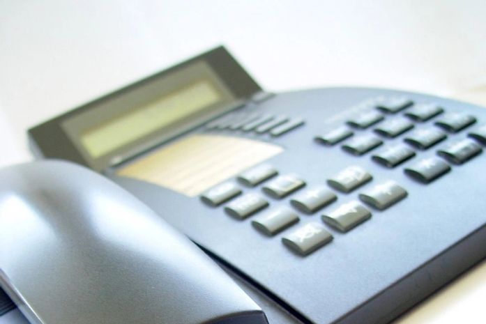 Mulher recebe conta de telefone de R$ 354 mil