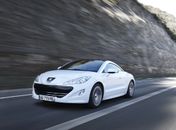 Renault apresenta no Brasil cupê RCZ
