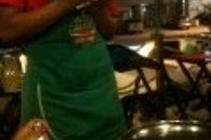 Pizzaria Nicole ou Torre de Babel?