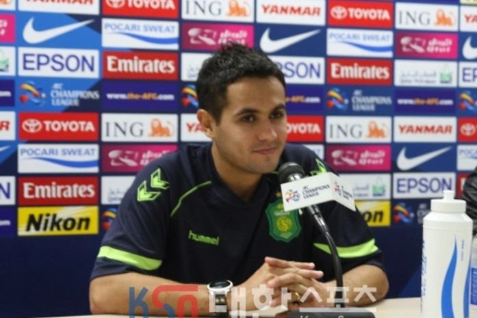 Site da Fifa destaca a temporada do gaúcho-alagoano Eninho na Coréia do Sul