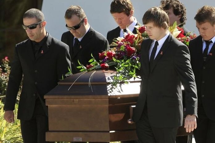 Funeral de Dan Wheldon reúne mais de mil pessoas na Flórida