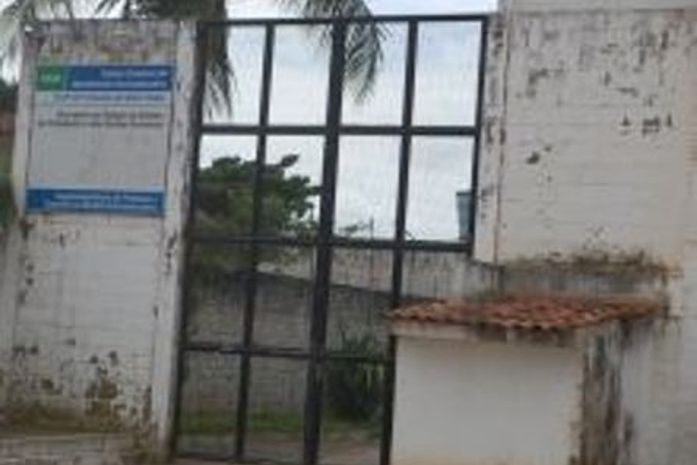 Revoltados, jovens fazem motim na unidade de internação de menores