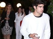 Assessora dá bronca em Monique Alfradique: 'tem que ser discreta'
