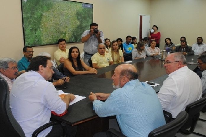 Prefeitura e FIEA firmam convênio para programa Atleta do Futuro