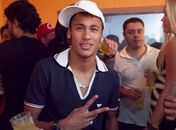 Neymar é apontado como o preferido das mulheres