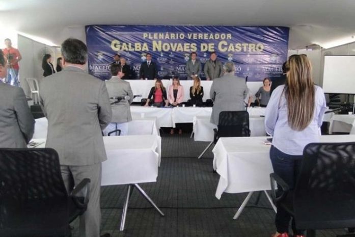 Parlamento na Praça