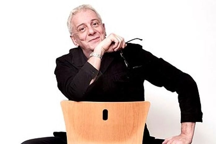 "Às vezes aparecem uns namorados", diz Marco Nanini a revista