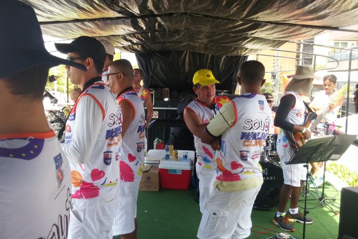 Bloco Vulcão movimenta o último dia das prévias carnavalescas em Maceió