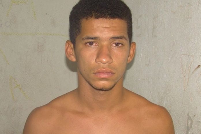 Alexsandro dos Santos Silva, 21