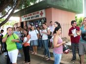 Funcionários do Hospital Regional realizam protesto contra a direção