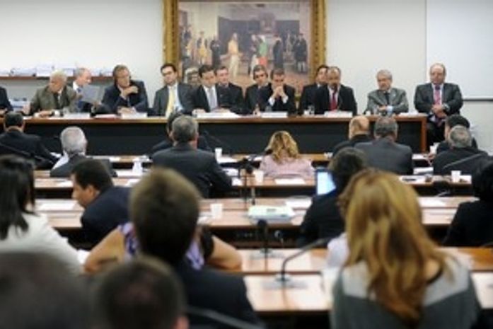 Secretário-geral da Fifa anuncia ingressos a preços populares