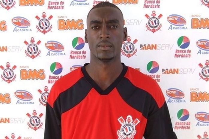 Zagueiro Selmo Lima e volante Jota reforçam o Corinthians de Pilar‏