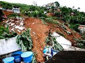 Imagem dol ocal do desabamento em Salvador