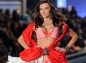 Miranda Kerr aparece na lista dos mais sexies de 2011