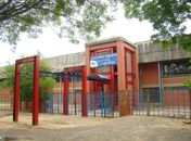 Sonho de Brizola, escola de turno integral fracassa no RJ e RS