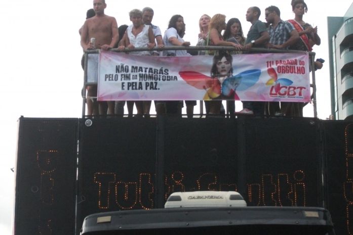 Gays pediram mais uma vez: 'não à homofobia'