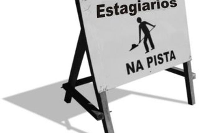 Faculdade inaugura núcleo de estágios e empregos