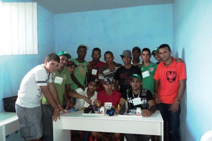 Agricultura promove cursos de corte e costura, eletricista e fabricação de sabonetes