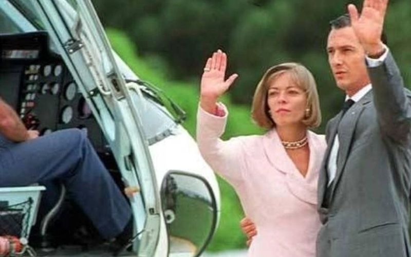 Exmulher de senador Fernando Collor de Melo cobra R 280 mil de pensão