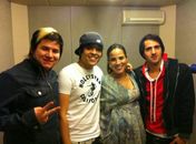 Grávida de sete meses, Wanessa grava música com banda de pop rock