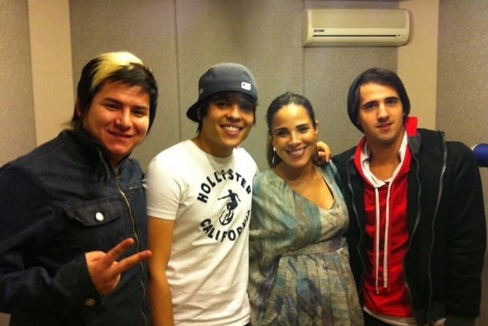 Grávida de sete meses, Wanessa grava música com banda de pop rock