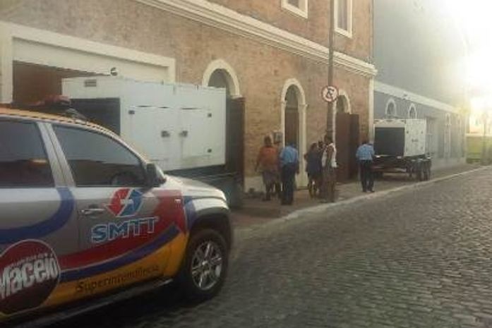 Geradores de energia e de transtornos aos pedestres