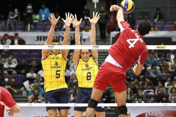 Na estreia, Brasil passa fácil pela seleção do Egito