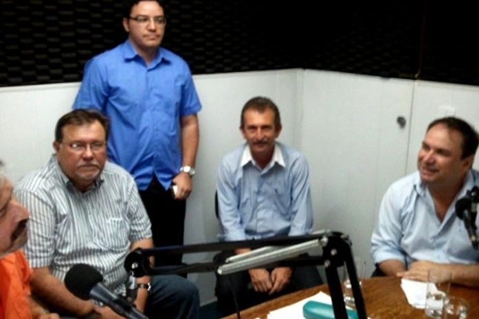 Prefeito Luciano é convidado para dar entrevistas em Palmeira