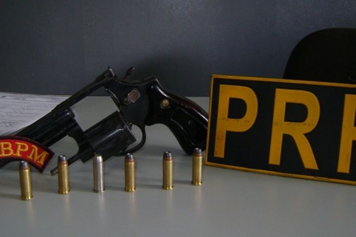 Polícia apreende arma de fogo em Palmeira dos Índios