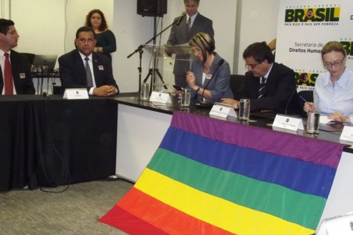 Alagoas assina pacto com a União para combater a homofobia