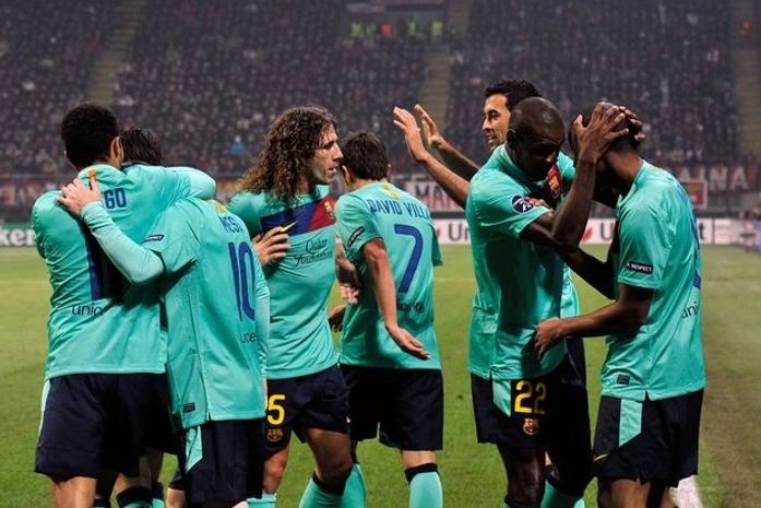 Barcelona vence, quebra invencibilidade do Milan e se garante na próxima fase