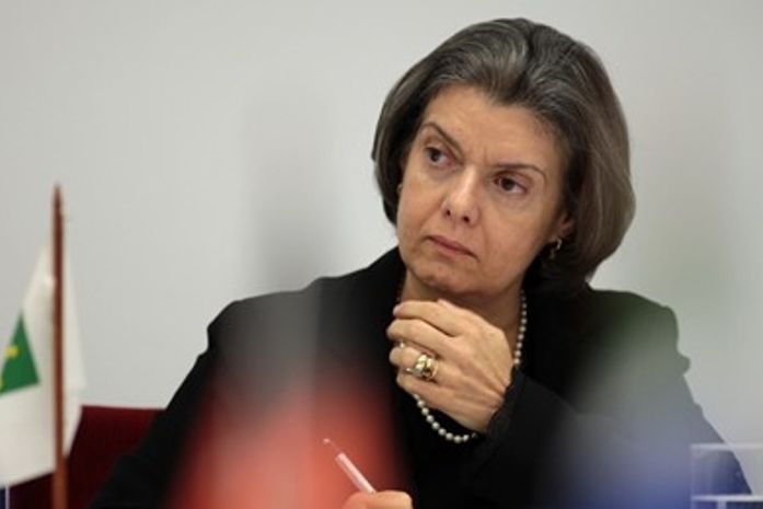 Presidente do TSE se reúne com juízes eleitorais em Alagoas