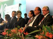Teo participou de lançamento de navio com o empresário German Efromovich e a presidenta Dilma Rousseff