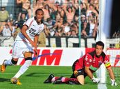 Ao estilo Tite, Corinthians bate Figueirense e fica a 1 ponto do penta