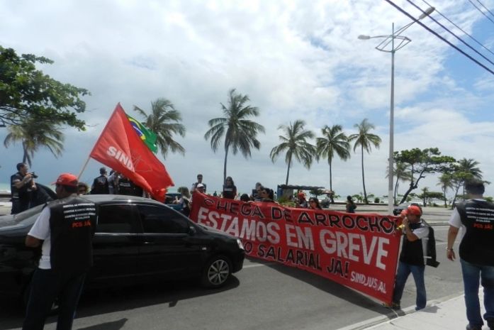 Servidores repudiaram resolução do CNJ
