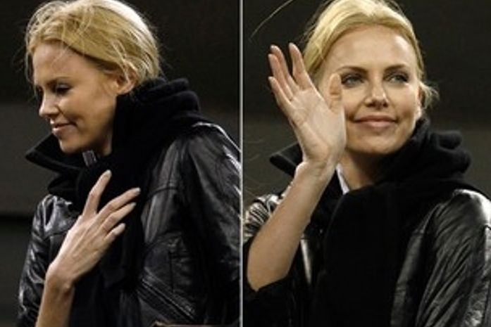 Charlize Theron revela que já sofreu por ser considerada 'feia'