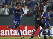 Em semana decisiva, Vasco perde para LaU e está fora da Sulamericana