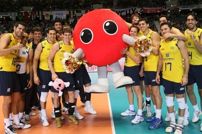 Brasil vira sobre Polônia em jogo histórico e ainda sonha com Londres 2012
