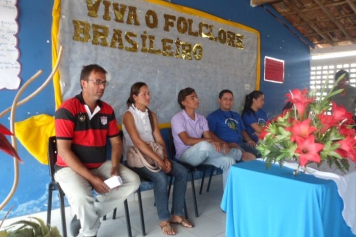 Ciclo de palestras orienta pais sobre Bolsa Família em Major Izidoro