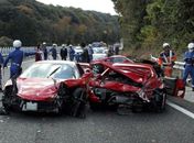 Japão: polícia investiga engavetamento com Ferraris e Lamborghini
