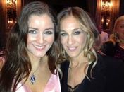 Nana Gouvêa tieta Sarah Jessica Parker em evento em NY