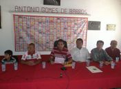 Direção do CRB confirma permanência de Comelli e divulga elenco 2012